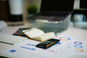 Esquema do método DCF (Discounted Cash Flow) aplicado à avaliação de empresas